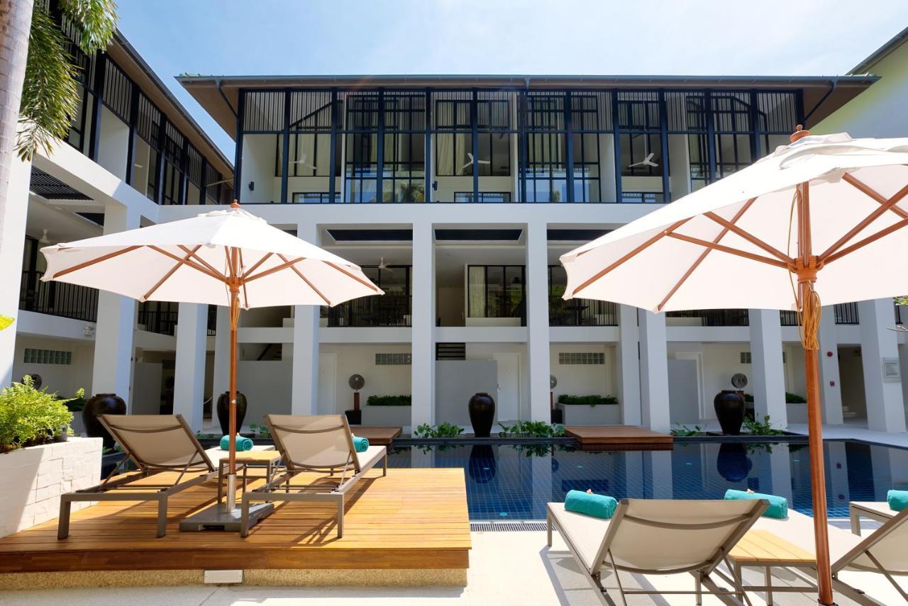 Outrigger Surin Beach Resort - Sha Extra Plus Екстер'єр фото The hotel's pool