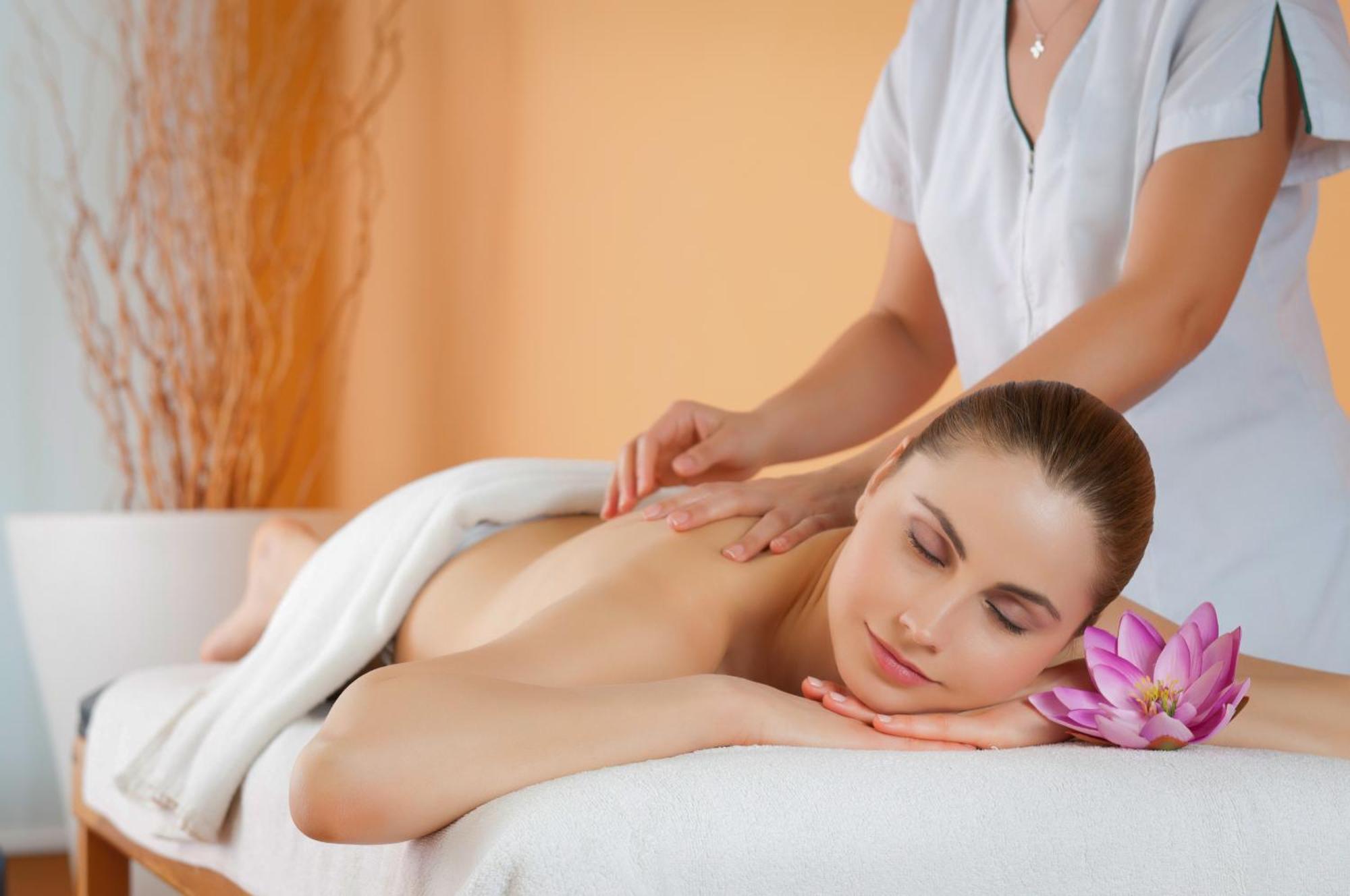 Outrigger Surin Beach Resort - Sha Extra Plus Екстер'єр фото Massage