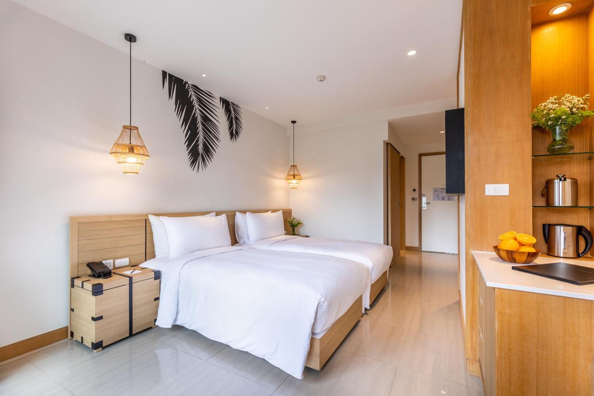 Outrigger Surin Beach Resort - Sha Extra Plus Номер фото Deluxe Room